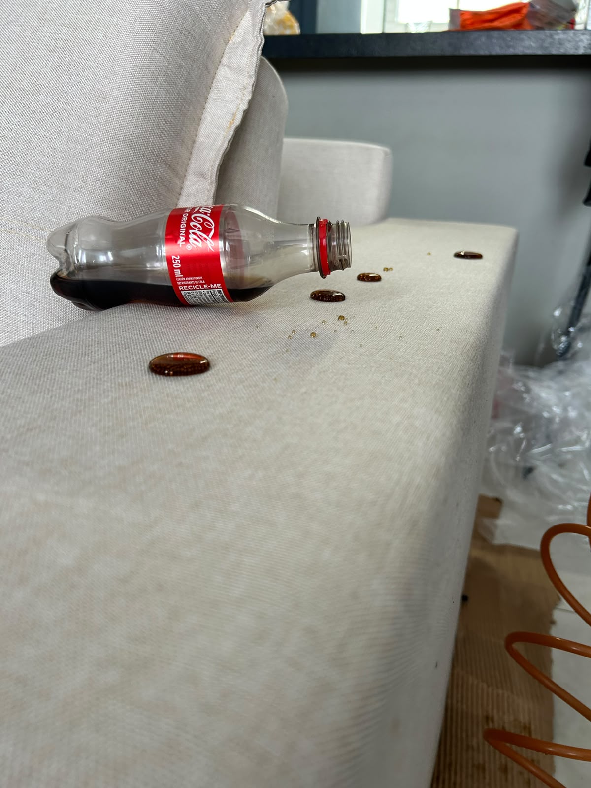 Higienização de estofados pela Trate Clean em Natal