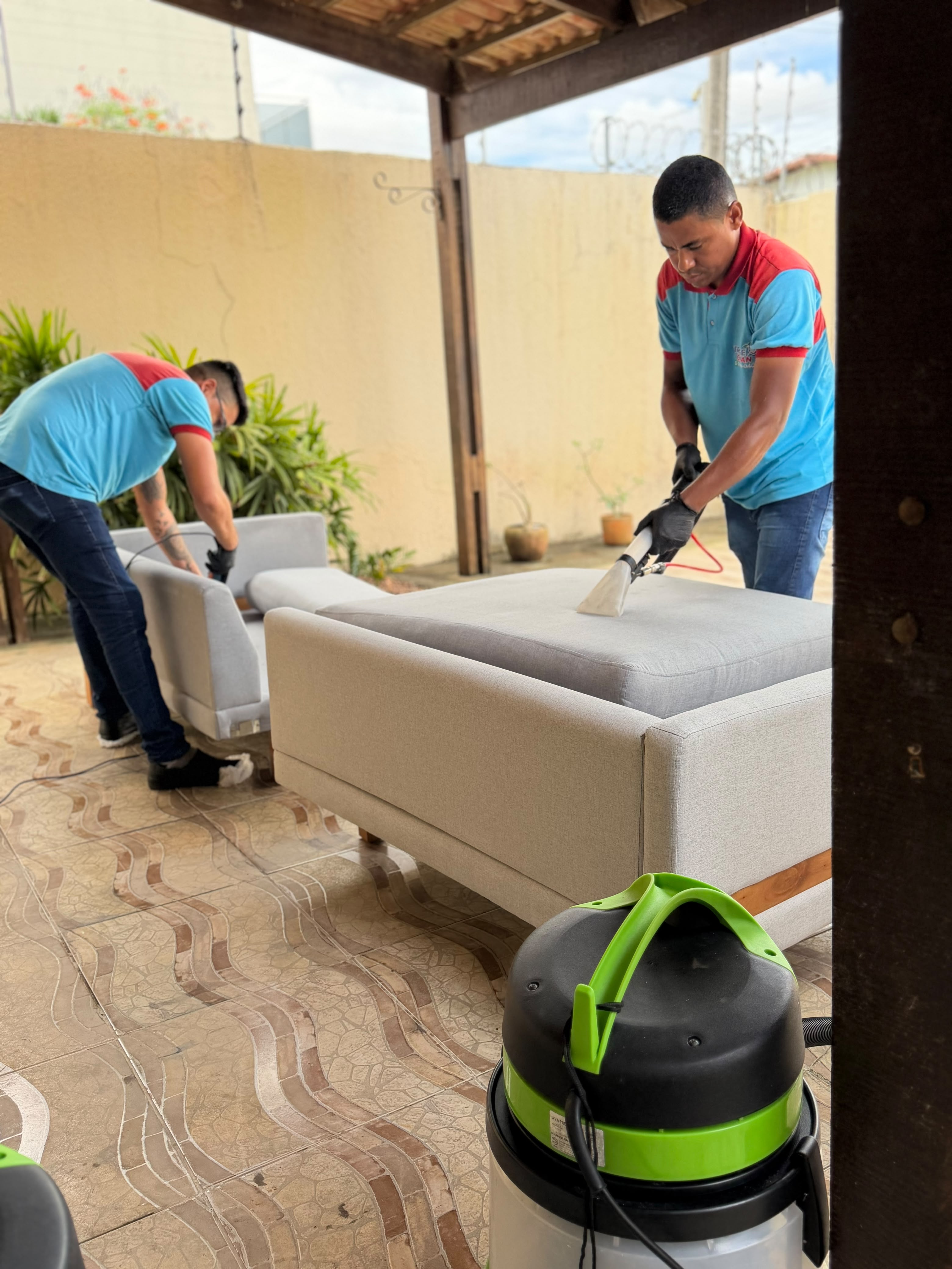 Higienização de estofados pela Trate Clean em Natal
